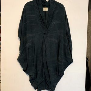 Tina & Jo drapey blouse shirt